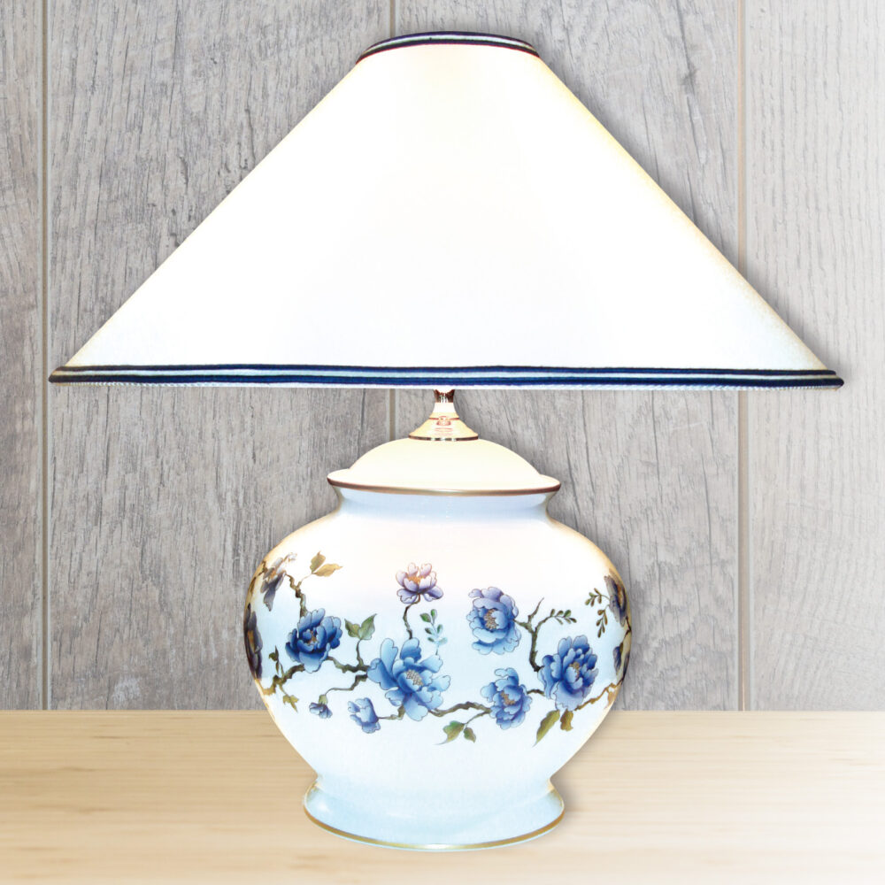 Lampada in porcellana